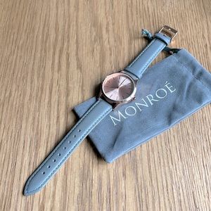 NWOT Gray Leather Watch Sunrise Solerose